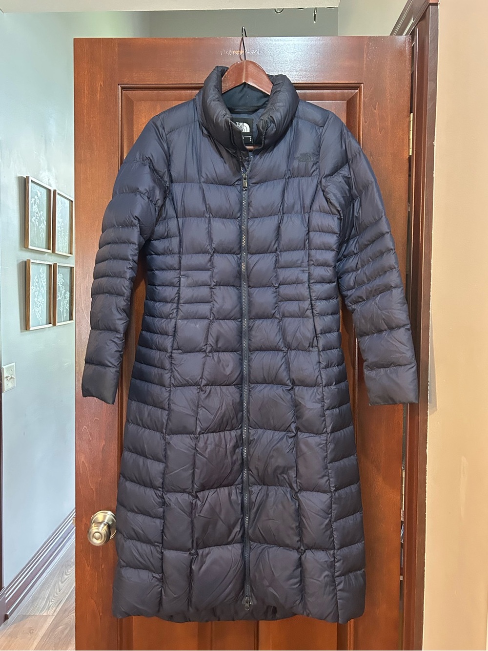The North Face Women’s Long Down Puffer Coat Navy Size Small